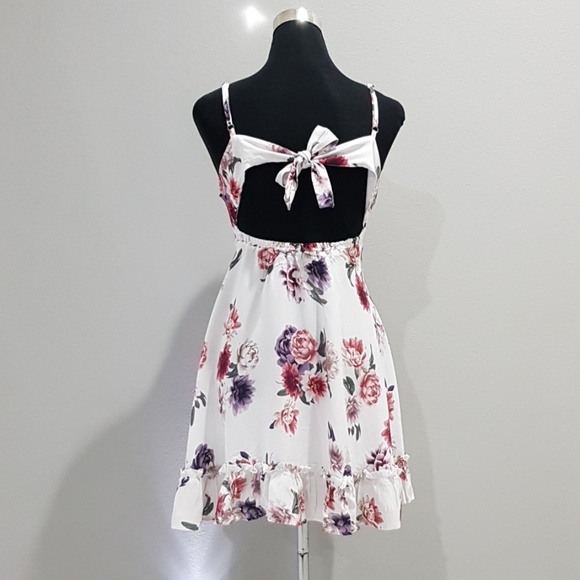 White Floral Tie Back Ruffle Dress New! - Picture 2 of 8